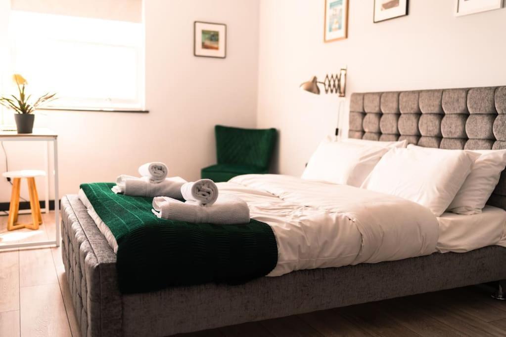 The Sunset Apartment - Margate Beach - By Goldex Coastal Breaks Extérieur photo